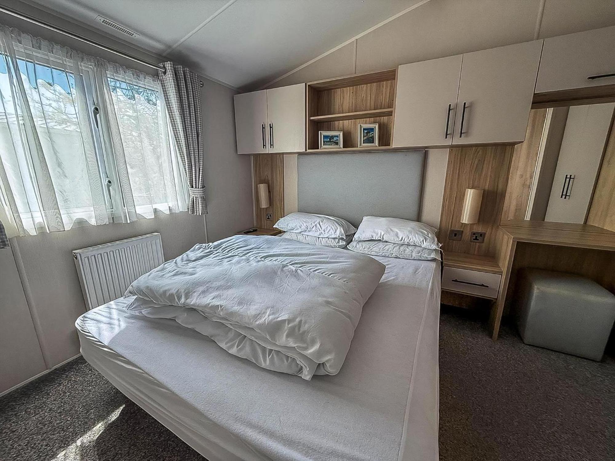 Beautiful 6 Berth Caravan, Nearby Beach In Suffolk Ref 68016Bs Lowestoft Exterior foto